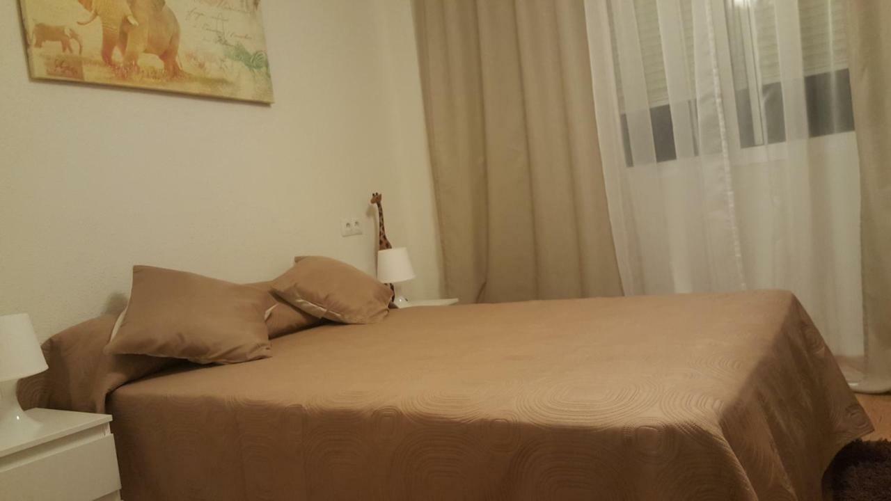 Pension Yna Holiday Малага Екстер'єр фото