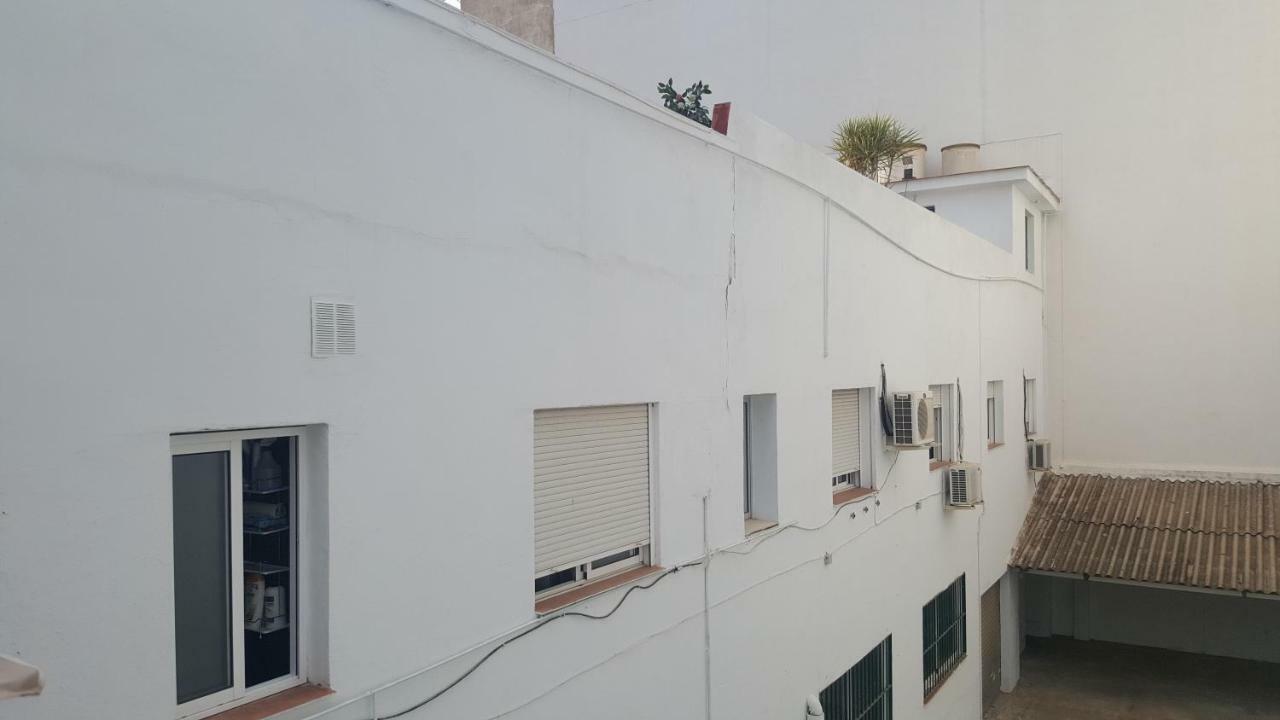 Pension Yna Holiday Малага Екстер'єр фото